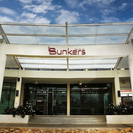 Bb Bunkers Hostel Сантубонг Екстериор снимка